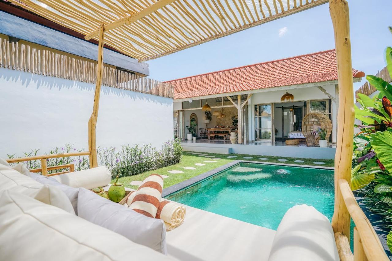 Aarka - Chic Balinese Bohemian Retreat In Villa *