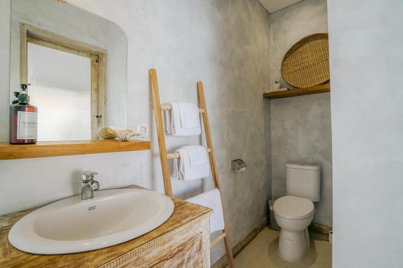 Aarka - Chic Balinese Bohemian Retreat In Villa Seminyak