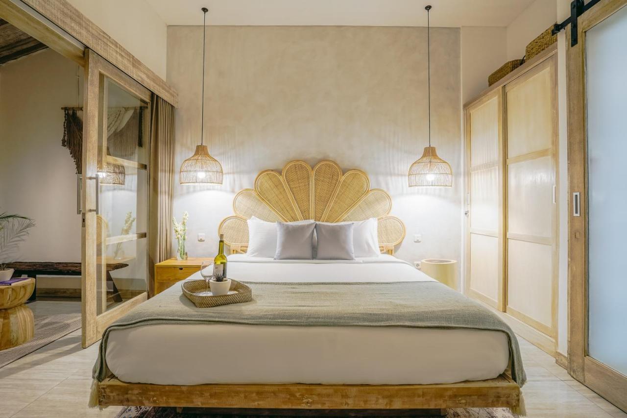 Aarka - Chic Balinese Bohemian Retreat In